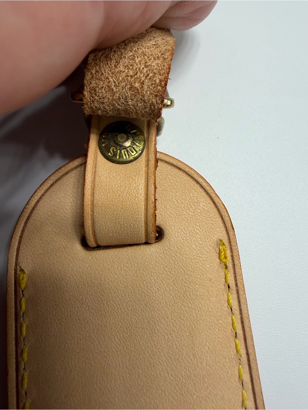 EUC- Louis Vuitton Vachetta leather luggage tag and poignet set- - Picture 4 of 12